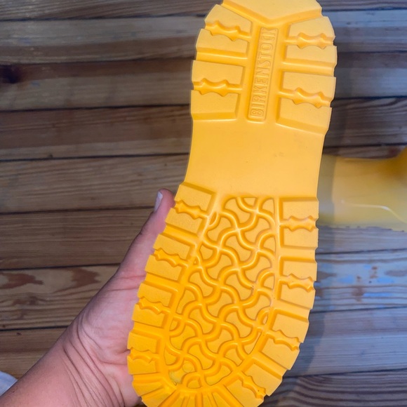 Almost new Birkenstock rain boots - Picture 3 of 3